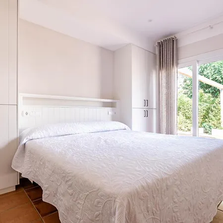 Villa Blancala 502 *